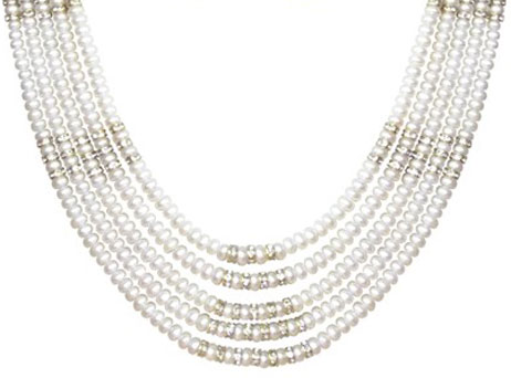 7-ways-to-wear-pearls-2
